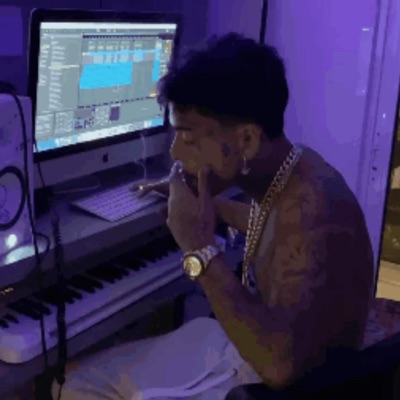 SANT TRAP VIDEOS - Miani Blue