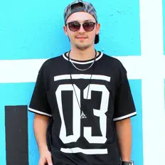 Escucha a The Morningstar, mira videos musicales, lee su biografía, consulta las fechas de las gira y más.