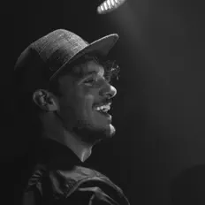 Listen to Ricky Galende, watch music videos, read bio, see tour dates & more!