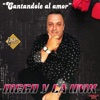 Cantándole al Amor