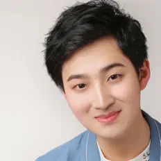 聆聽 李大衛、觀看音樂影片、閱讀小傳、查看巡演日期等！