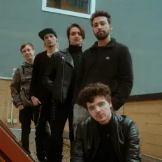 Écoutez Nubia, regardez des vidéoclips, lisez la biographie, consultez les dates de tournée et plus encore !