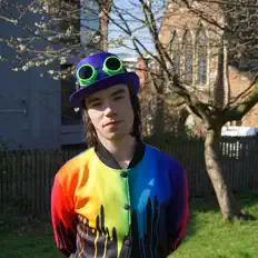 聆聽 Jack Dearnley、觀看音樂影片、閱讀小傳、查看巡演日期等！