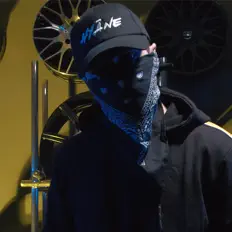 聆聽 Timatic、觀看音樂影片、閱讀小傳、查看巡演日期等！