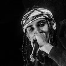 Rado Rackzを聴いたり、ミュージックビデオを鑑賞したり、経歴やツアー日程などを確認したりしましょう！