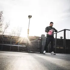 Dengarkan Kev-O, tonton video musik, baca bio, lihat tanggal tur & lainnya!