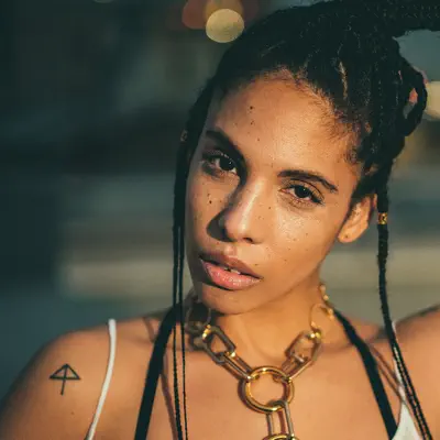 Listen to Annie Sama, watch music videos, read bio, see tour dates & more!