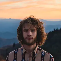 Dengarkan Luke Morris, tonton video musik, baca bio, lihat tanggal tur & lainnya!