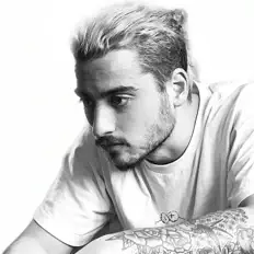 hornsbyを聴いたり、ミュージックビデオを鑑賞したり、経歴やツアー日程などを確認したりしましょう！