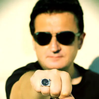 Listen to Ralf M., watch music videos, read bio, see tour dates & more!