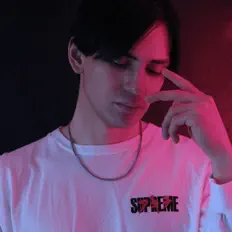 Hino सुनें, म्यूज़िक वीडियो देखें, बायो पढ़ें, दौरे की तारीखें और बहुत कुछ देखें!