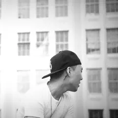 Escucha a Kwak Z, mira vídeos musicales, lee la biografía, consulta fechas de giras y mucho más.