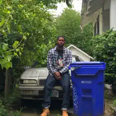 Meech Rhodesを聴いたり、ミュージックビデオを鑑賞したり、経歴やツアー日程などを確認したりしましょう！