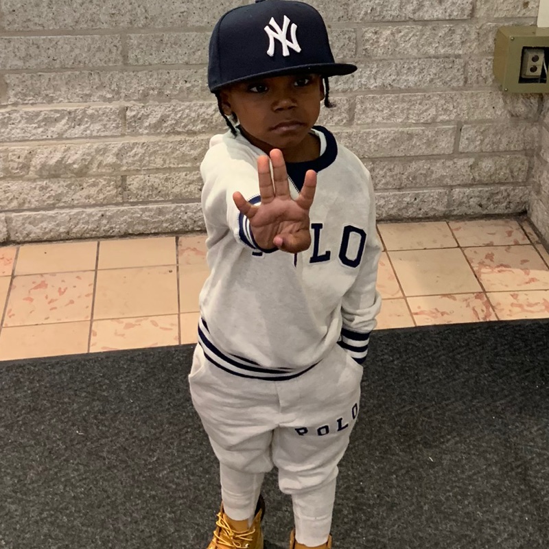 Feedo Rose - Running Down (feat. Zero Nohiya)