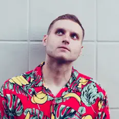 Listen to Snazzy Phade, watch music videos, read bio, see tour dates & more!