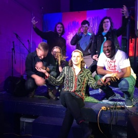 Sideline (feat. Enimal) FnGHAZE