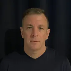 Poslechněte si interpreta Ivan James AZ, sledujte hudební videa, přečtěte si životopis, podívejte se na data turné a další informace.