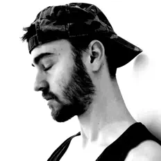 Signal craintifを聴いたり、ミュージックビデオを鑑賞したり、経歴やツアー日程などを確認したりしましょう！