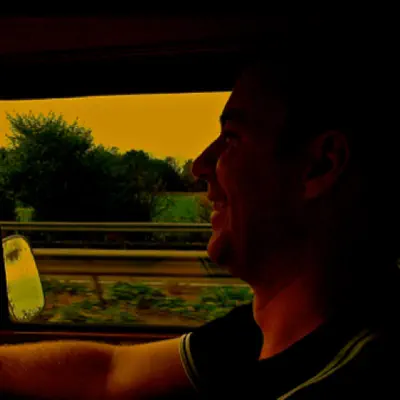 Listen to Lee Rogers, watch music videos, read bio, see tour dates & more!