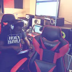 Escucha a ZipLock305, mira videos musicales, lee su biografía, consulta las fechas de las gira y más.