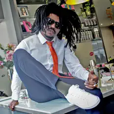 Listen to Jhybo Rapwoli, watch music videos, read bio, see tour dates & more!