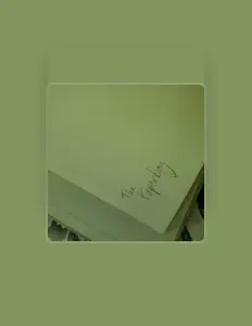 Candelabra dinle, müzik videolarını izle, biyografisini oku, tur tarihlerini ve daha fazlasını gör!