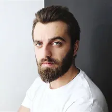 Fermanを聴いたり、ミュージックビデオを鑑賞したり、経歴やツアー日程などを確認したりしましょう！