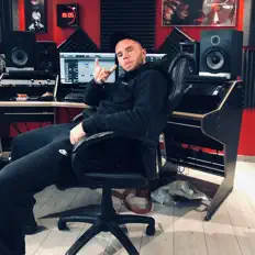 Dengarkan NODA, tonton video musik, baca bio, lihat tanggal tur & lainnya!