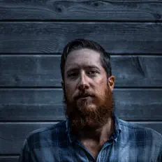 Listen to Andrew Unrau, watch music videos, read bio, see tour dates & more!