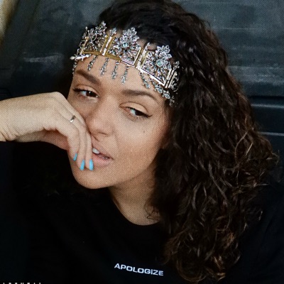 Listen to Farida, watch music videos, read bio, see tour dates & more!