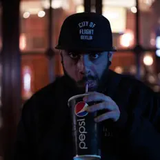 聆聽 Leon Raiva、觀看音樂影片、閱讀小傳、查看巡演日期等！