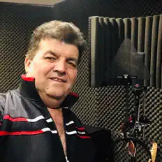 Mehdi Berishaを聴いたり、ミュージックビデオを鑑賞したり、経歴やツアー日程などを確認したりしましょう！