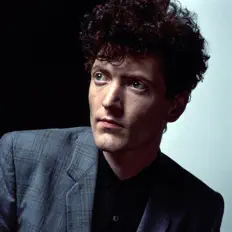 Poslechněte si interpreta Ken Lockie, sledujte hudební videa, přečtěte si životopis, podívejte se na data turné a další informace.