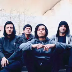 Ouve Ruthcrest, vê vídeos de música, lê a biografia, vê as datas da digressão e muito mais!