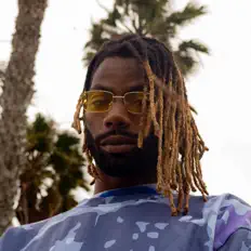 收听 Deshaun、观看音乐视频、阅读小传、查看巡演日期等 ！