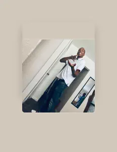 Escucha a Bigg Mloc, mira vídeos musicales, lee la biografía, consulta fechas de giras y mucho más.