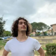 Ouça Lilello, assista a videoclipes, leia a biografia, veja as datas das turnês e mais!