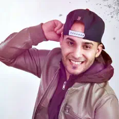 Escucha a Leonel Nunez Lion, mira vídeos musicales, lee la biografía, consulta fechas de giras y mucho más.