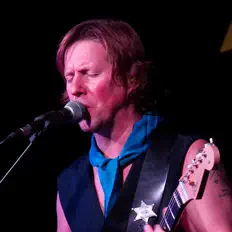 Listen to Lachlan Horne, watch music videos, read bio, see tour dates & more!