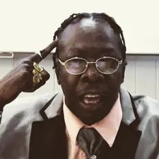 Hör dir Jimmy Crazy an, schau dir Musikvideos an, lies die Biografie, finde Tourdaten und mehr!