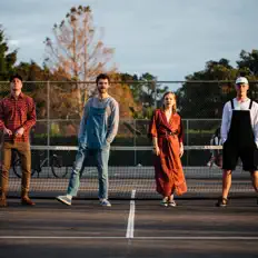 Molly & The Chromatics dinle, müzik videolarını izle, biyografisini oku, tur tarihlerini ve daha fazlasını gör!