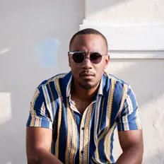 Lux Kentを聴いたり、ミュージックビデオを鑑賞したり、経歴やツアー日程などを確認したりしましょう！