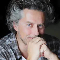 Listen to Laurent Boutonnat, watch music videos, read bio, see tour dates & more!