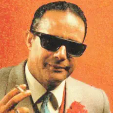 Porrina de Badajozを聴いたり、ミュージックビデオを鑑賞したり、経歴やツアー日程などを確認したりしましょう！