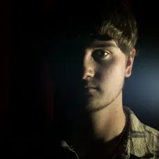 Ouça Dylan Price, assista a videoclipes, leia a biografia, veja as datas das turnês e mais!