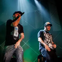 Pontes Indestrutíveis / Vencedor (Ensaio) [Acústico] [feat. Charlie Brown Jr.] - Single - Lenda ZN