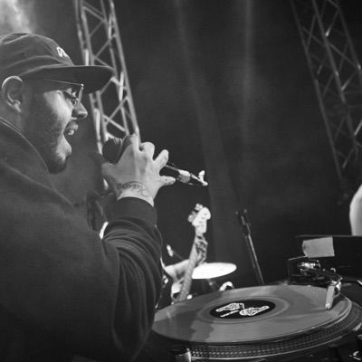 Ângulos e visões - Single