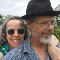 Écoutez Gilead Road, regardez des vidéoclips, lisez la biographie, consultez les dates de tournée et plus encore !