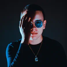 收听 Cyclope、观看音乐视频、阅读小传、查看巡演日期等 ！