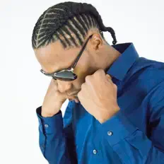 Escucha a Yungro8, mira vídeos musicales, lee la biografía, consulta fechas de giras y mucho más.